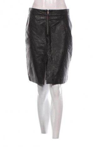 Кожена пола Soaked In Luxury, Размер M, Цвят Черен, Цена 36,30 €