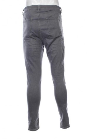 Pánske džínsy  BOSS, Veľkosť M, Farba Sivá, Cena  42,95 €
