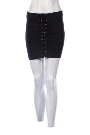 Rock Bershka, Größe S, Farbe Schwarz, Preis 2,99 €