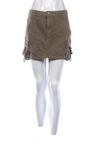 Sukně Bershka, Velikost M, Barva Zelená, Cena  49,00 Kč