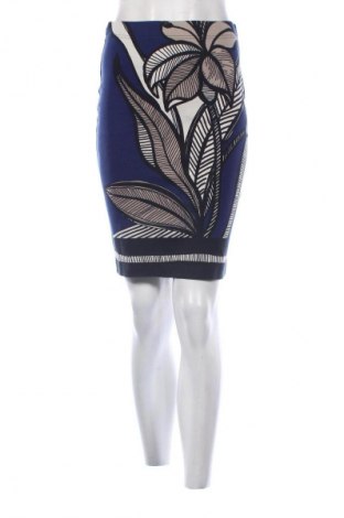 Пола Daphne, Размер S, Цвят Многоцветен, Цена 2,04 €