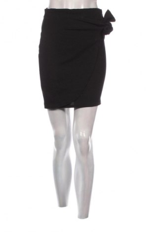 Пола Edited, Размер S, Цвят Черен, Цена 10,22 €