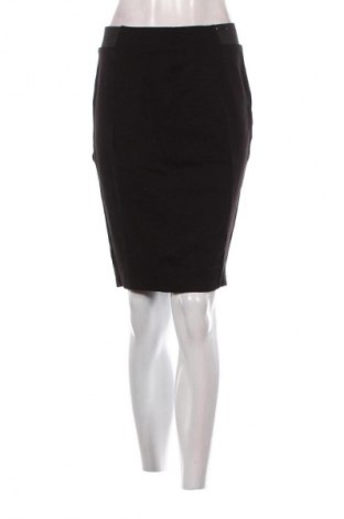 Пола Guess, Размер S, Цвят Черен, Цена 23,51 €, #134173843
