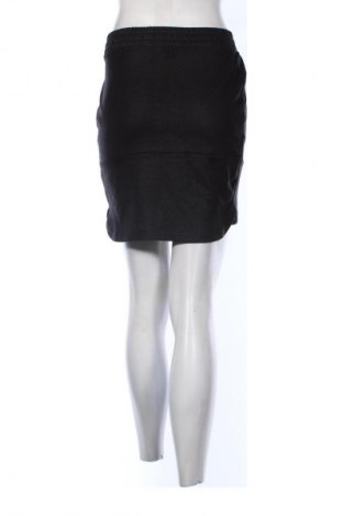 Spódnica Lindex, Rozmiar S, Kolor Czarny, Cena 22,99 zł