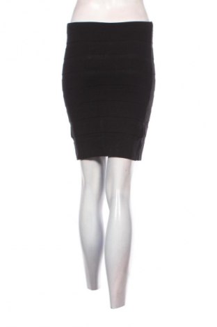 Sukně Mango, Velikost S, Barva Černá, Cena  122,00 Kč