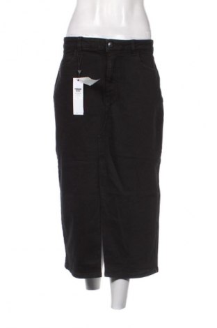 Пола Noisy May, Размер XL, Цвят Черен, Цена 25,05 €