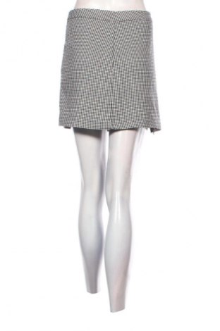 Пола Pull&Bear, Размер M, Цвят Многоцветен, Цена 3,06 €