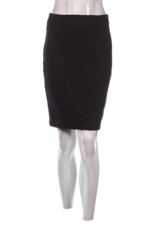 Sukně Reserved, Velikost S, Barva Černá, Cena  79,00 Kč