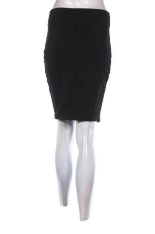 Пола SHEIN, Размер S, Цвят Черен, Цена 2,55 €