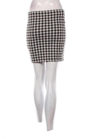 Sukňa Stradivarius, Veľkosť M, Farba Viacfarebná, Cena  2,95 €