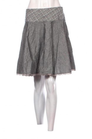 Пола Trendy, Размер M, Цвят Многоцветен, Цена 2,04 €
