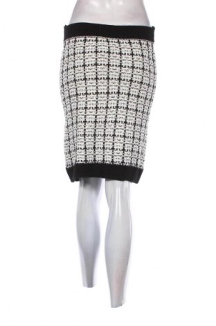 Пола Trendyol, Размер S, Цвят Многоцветен, Цена 5,11 €