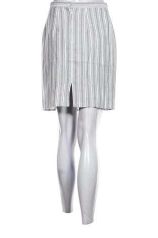 Пола Unbranded, Размер S, Цвят Многоцветен, Цена 3,06 €