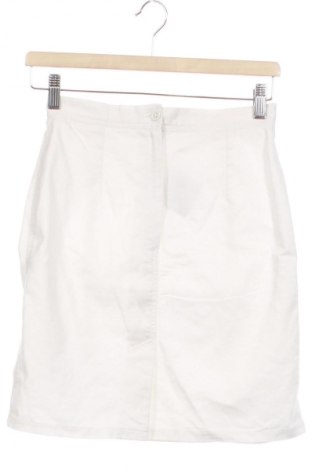 Пола Unbranded, Размер XS, Цвят Бял, Цена 2,04 €