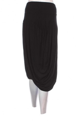 Пола Unbranded, Размер M, Цвят Черен, Цена 2,55 €