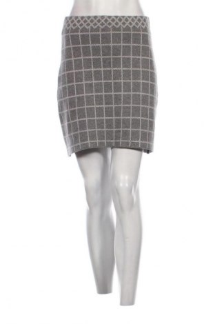 Пола Unbranded, Размер S, Цвят Многоцветен, Цена 7,15 €