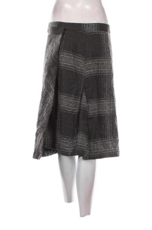 Пола United Colors Of Benetton, Размер S, Цвят Многоцветен, Цена 4,09 €