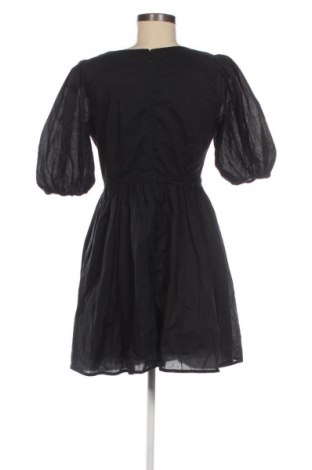 Sukienka Abercrombie & Fitch, Rozmiar M, Kolor Czarny, Cena 54,99 zł