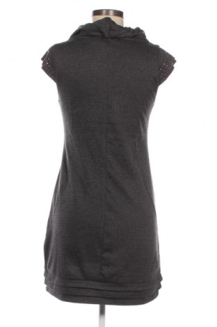 Šaty  Apricot, Velikost M, Barva Vícebarevné, Cena  261,00 Kč