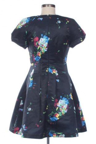 Sukienka Axel, Rozmiar M, Kolor Kolorowy, Cena 22,99 zł