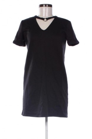 Kleid Bershka, Größe S, Farbe Schwarz, Preis 11,99 €