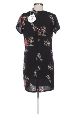 Рокля Boohoo, Размер XS, Цвят Многоцветен, Цена 3,57 €