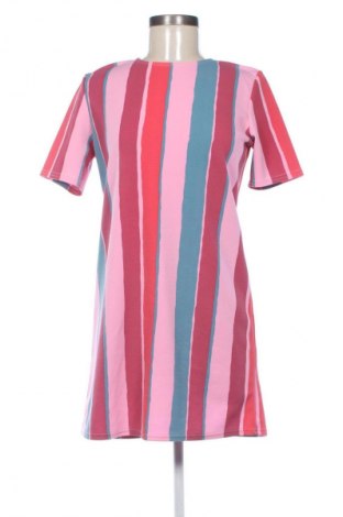 Рокля Boohoo, Размер M, Цвят Многоцветен, Цена 3,57 €