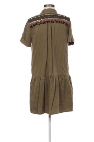 Ruha Clockhouse, Méret M, Szín Zöld, Ár 3 559 Ft