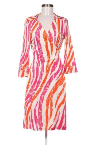 Рокля Diane Von Furstenberg, Размер M, Цвят Многоцветен, Цена 50,63 €