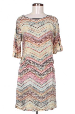 Рокля Edc By Esprit, Размер S, Цвят Многоцветен, Цена 6,13 €