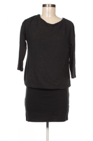 Sukienka Esprit, Rozmiar M, Kolor Czarny, Cena 68,99 zł