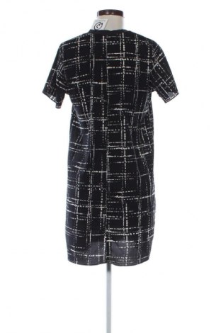 Sukienka F&F, Rozmiar M, Kolor Kolorowy, Cena 25,72 zł