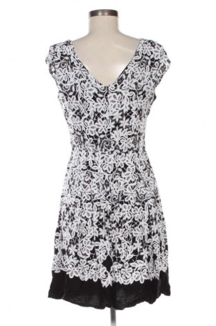 Sukienka F&F, Rozmiar M, Kolor Kolorowy, Cena 42,99 zł