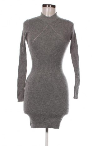 Рокля French Connection, Размер M, Цвят Сив, Цена 6,13 €