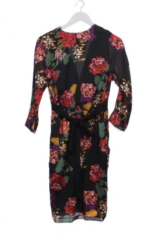 Рокля H&M, Размер M, Цвят Многоцветен, Цена 3,57 €