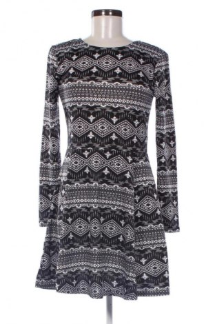 Šaty  H&M Divided, Velikost M, Barva Vícebarevné, Cena  109,00 Kč