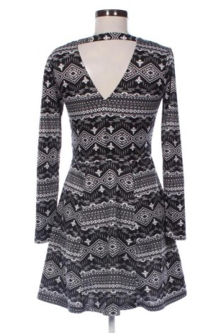 Šaty  H&M Divided, Velikost M, Barva Vícebarevné, Cena  109,00 Kč