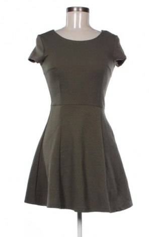 Рокля H&M Divided, Размер S, Цвят Зелен, Цена 9,71 €