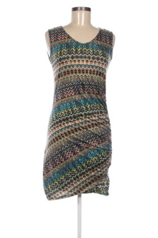 Sukienka Ichi, Rozmiar S, Kolor Kolorowy, Cena 22,99 zł