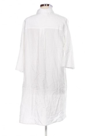 Kleid Lascana, Größe M, Farbe Ecru, Preis 25,99 €