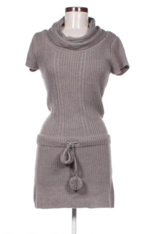 Рокля Livre, Размер S, Цвят Сив, Цена 11,75 €