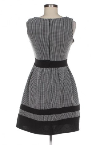 Šaty  Liza, Velikost M, Barva Vícebarevné, Cena  209,00 Kč