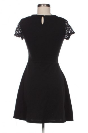Šaty  Lola & Liza, Velikost XS, Barva Černá, Cena  439,00 Kč