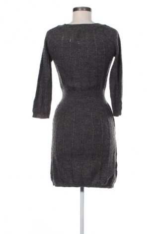 Рокля Mango, Размер M, Цвят Сив, Цена 11,24 €