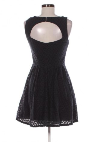 Kleid ONLY, Größe S, Farbe Blau, Preis 10,99 €