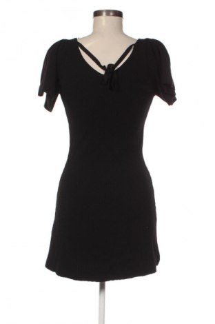 Рокля ONLY, Размер S, Цвят Черен, Цена 2,04 €
