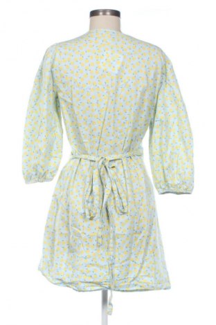 Šaty  Pieces, Velikost M, Barva Vícebarevné, Cena  219,00 Kč