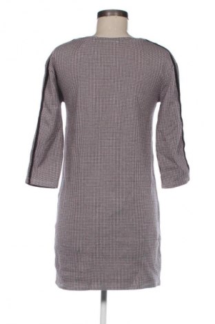 Šaty  Promod, Velikost M, Barva Vícebarevné, Cena  122,00 Kč