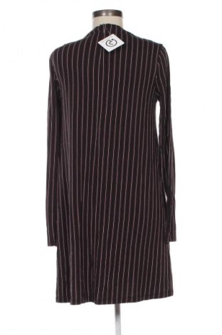 Šaty  Pull&Bear, Velikost L, Barva Vícebarevné, Cena  279,00 Kč