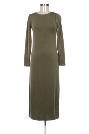 Sukienka Reserved, Rozmiar M, Kolor Zielony, Cena 20,99 zł